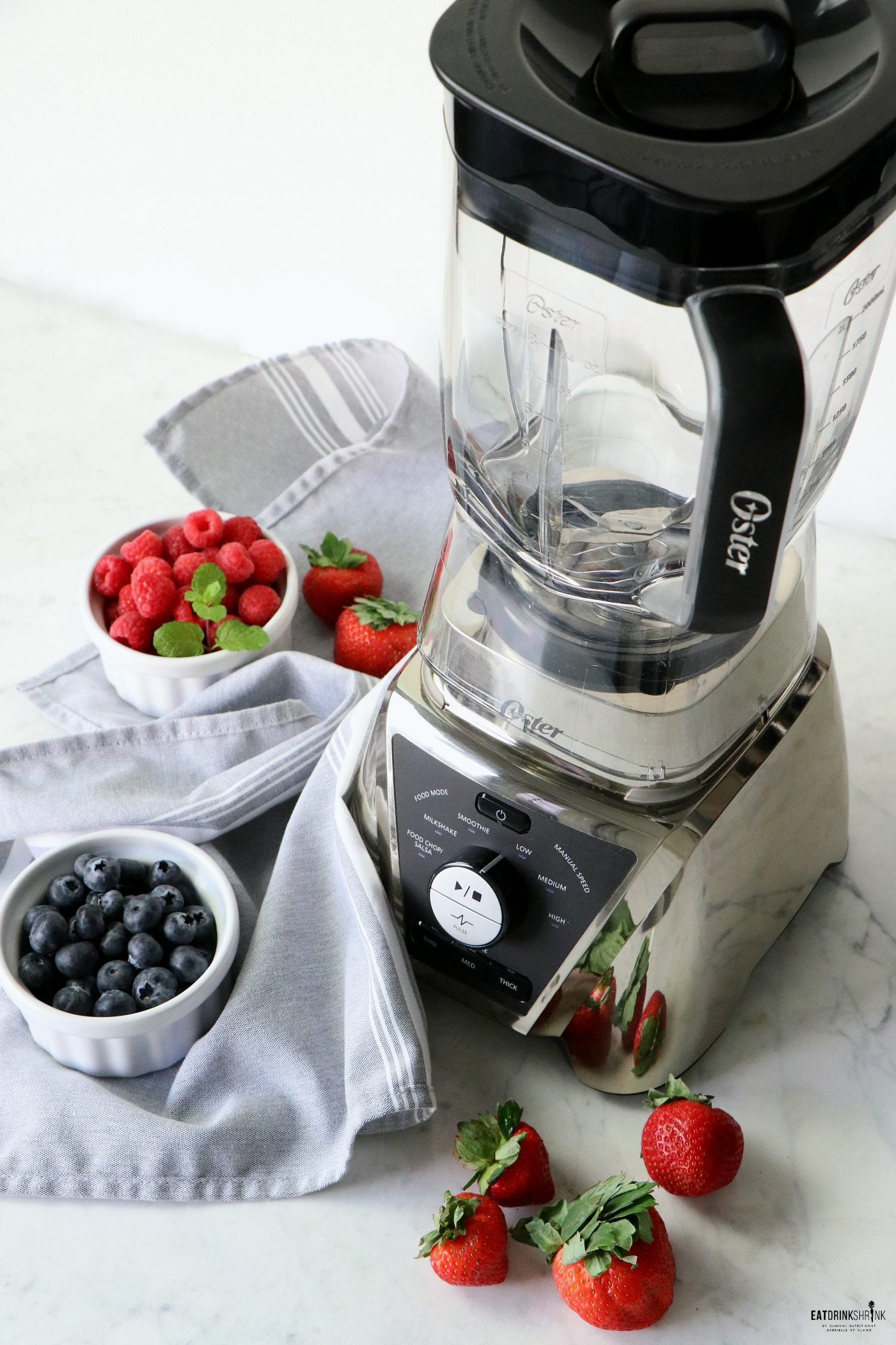 Oster Pro Blender with Texture Select Settings and 2 Blend-N-Go Cups