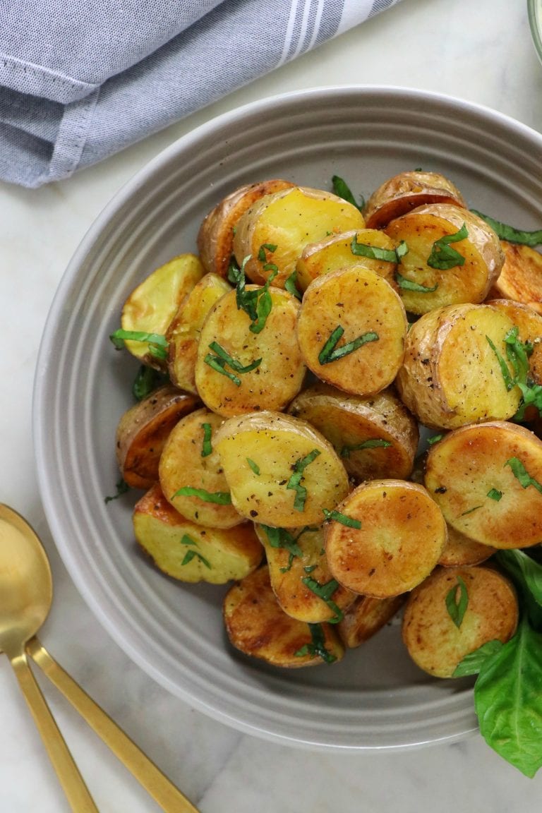 Crispy Potatoes with Vegan Basil Aioli