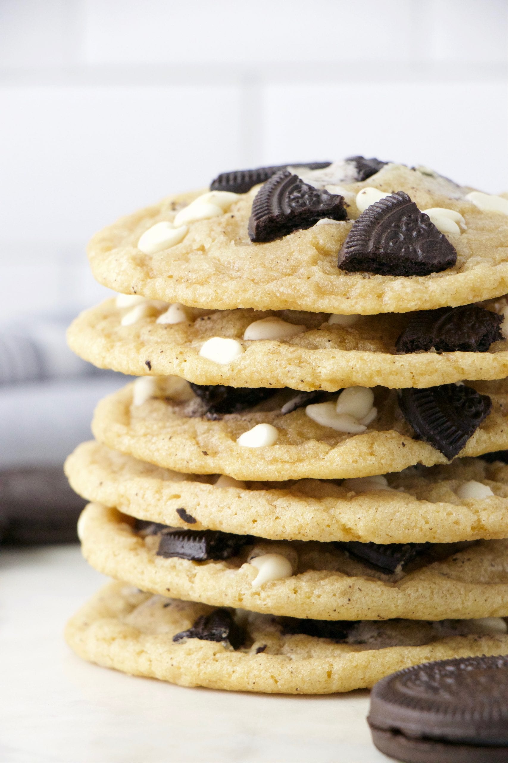 1 Bowl Vegan Cookie’s + Cream Cookies
