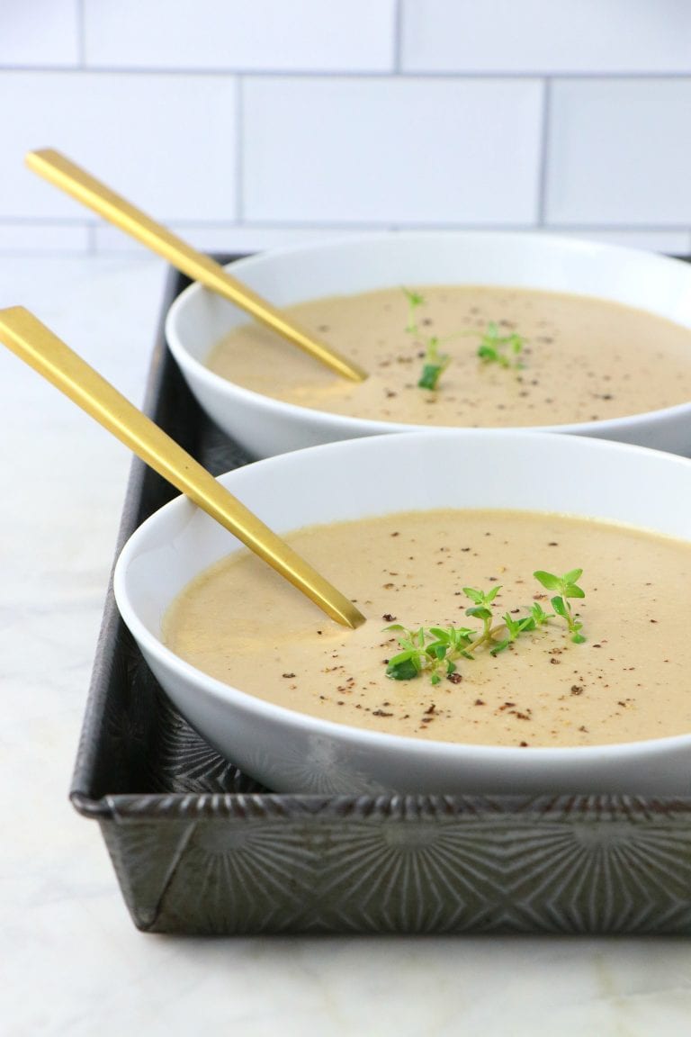 Vegan Roasted Garlic Soup