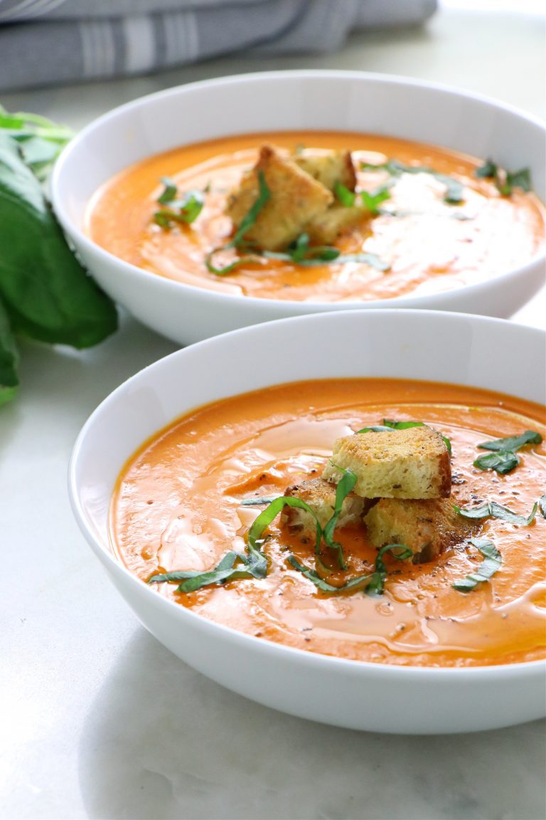 Vegan Creamy Roasted Red Pepper Soup