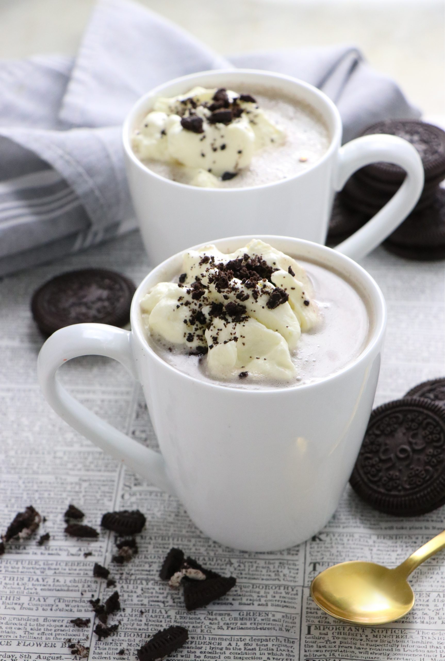 Vegan Cookies + Cream White Hot Chocolate