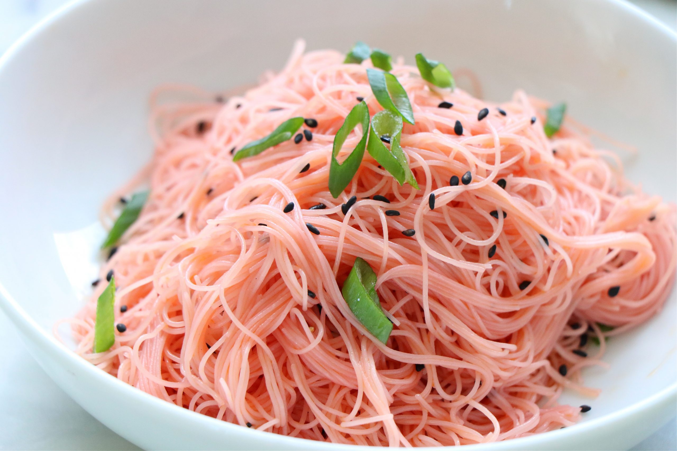 Vegan Pink Glass Noodles With Garlic Sauce Labeless Nutrition