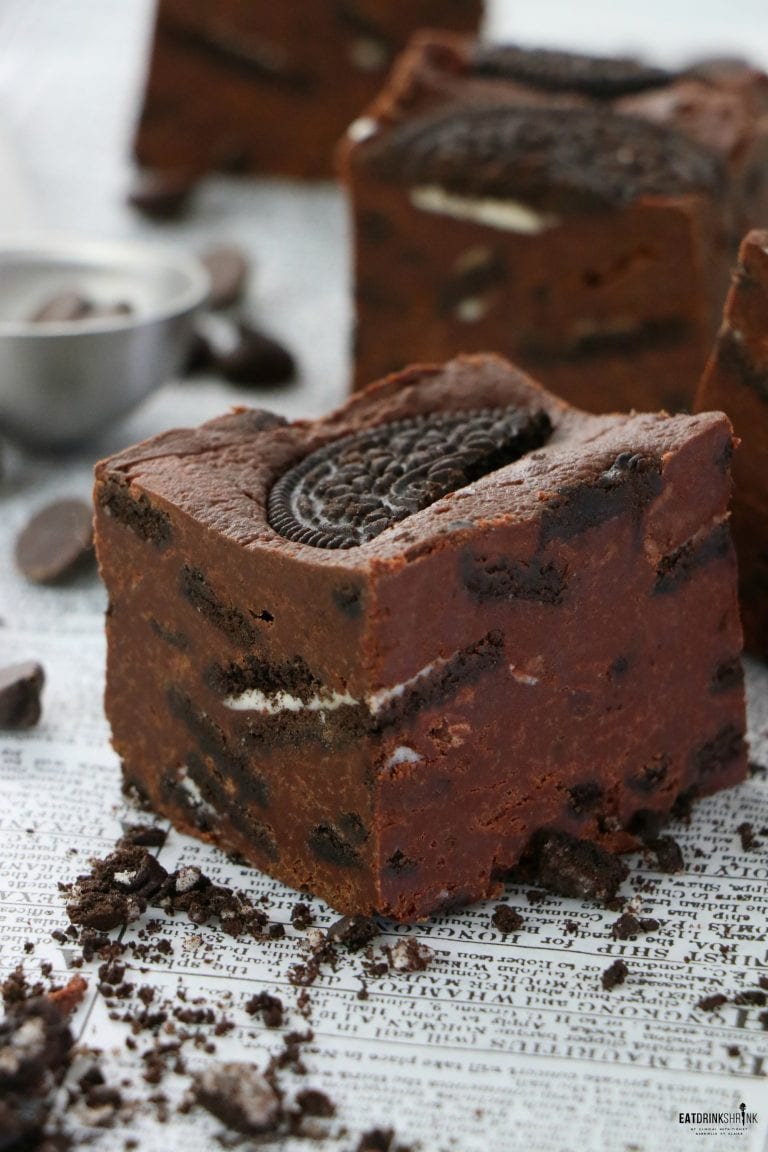 Vegan 4 Ingredient Chocolate Cookie Fudge